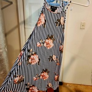 Justify Brand Women's Halter-Style Tank - Size Medium